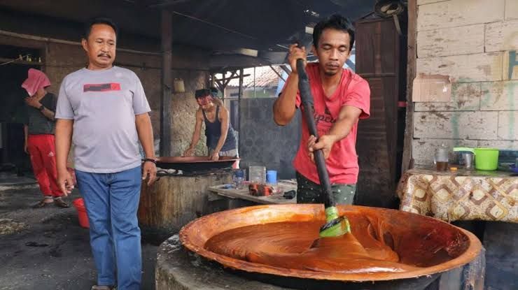 Oleh-oleh Saat Cuti, Dodol Betawi Sajian Khas Lebaran, Sudah Pernah Coba?