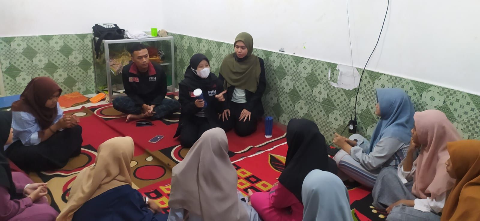 PMM Kel 25 Gel 4: Pentingnya Edukasi Pertolongan Pertama Cedera Ringan Menggunakan Metode "RICE"