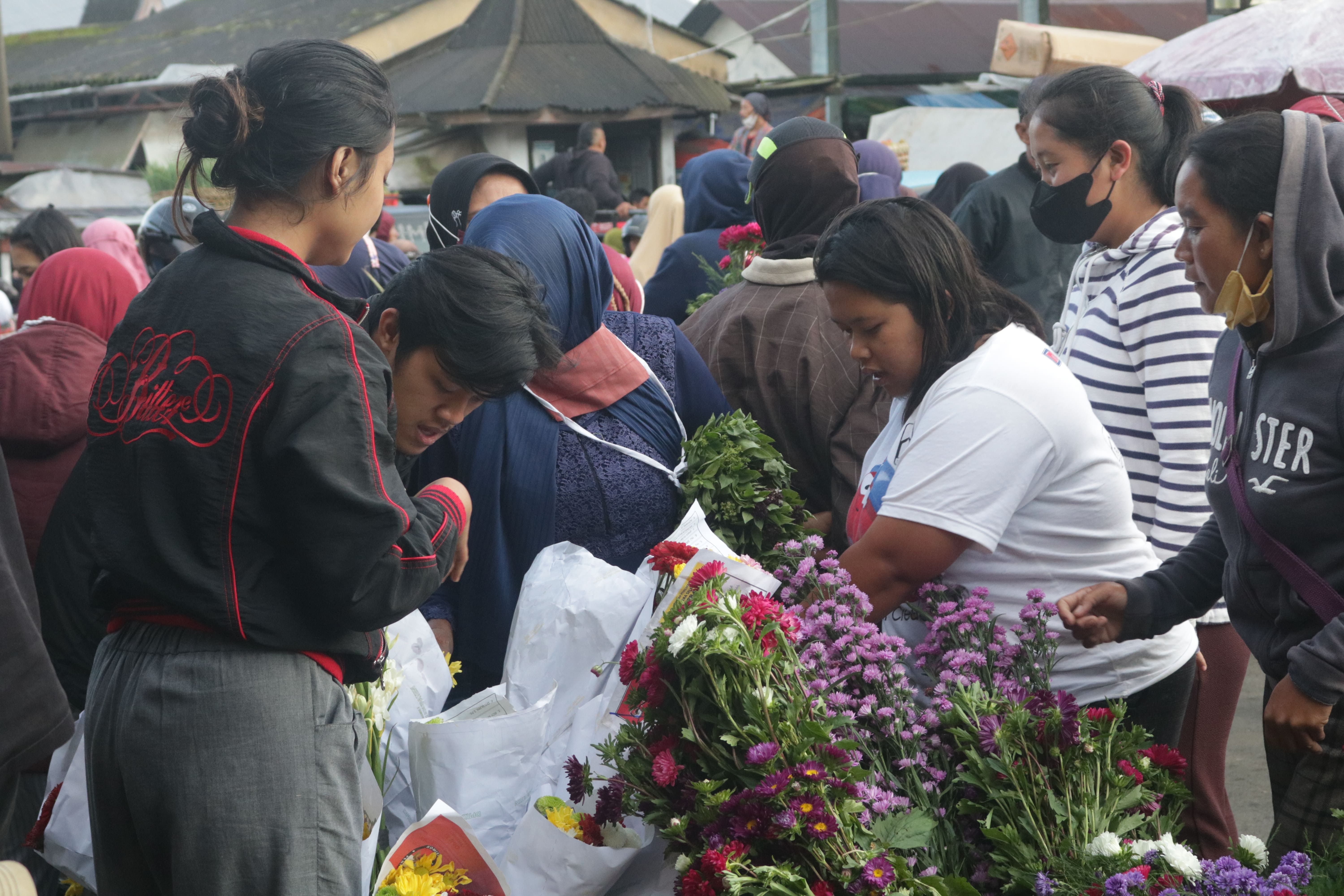 Prepegan Sudah Menjadi Tradisi Saat Menjelang Lebaran Pasar Ngablak Ramai dan Padat