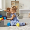 Tips Membelikan Mainan untuk Anak dari THR yang Didapatnya