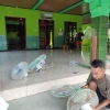 Menjaga Kebersihan Masjid di Masa Pandemi