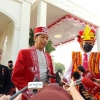 Jokowi, Baju Adat, dan Pemerataan Pembangunan
