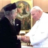 Ratu Elizabeth II, Cinta Para Paus dan Dunia Olahraga