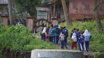 Upaya Menuju Desentralisasi Pendidikan, Belajar dari Kasus Sri Lanka