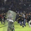 Tragedi Kanjuruhan, Tewaskan Ratusan Suporter Bukti Perlunya Evaluasi Sepak Bola Indonesia?