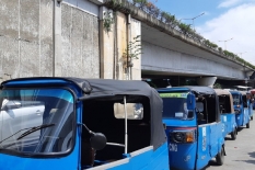 Dilema Eksistensi Angkutan Roda Tiga di Jakarta