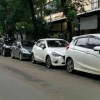 Enggak Sengaja Tabrak Kendaraan Parkir di Bahu Jalan, Gimana Dong?