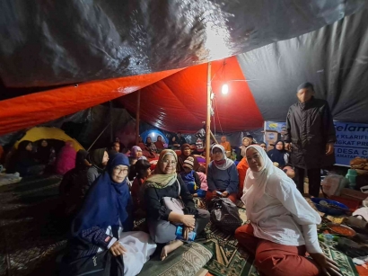Gempa Cianjur, Warga Kampung Baros Belum Mendapatkan Bantuan