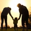 Pentingnya Kasih Sayang Orangtua kepada Anak Sejak Dini