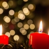 Lilin Natal Penerang Pekat Malam