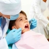 Pentingnya Merawat Gigi Anak Sekolah yang Fraktur