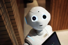 Menghadapi Ancaman AI Bagi Pekerja Profesional di Masa Depan