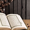 Menjadi Sahabat Al Qur'an