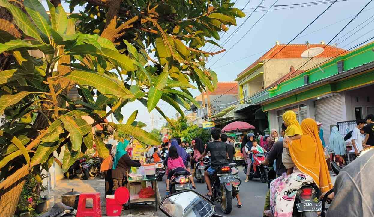 Tradisi Berburu Menu Takjil di Bulan Ramadhan yang Asyik dan Menyenangkan