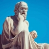 Socrates dan Growth Mindset: Mengembangkan Potensi Pribadi melalui Filsafat Kuno
