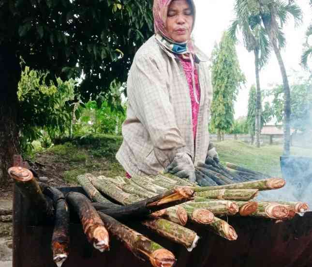 Pakkat, Laris Manis di Bulan Puasa