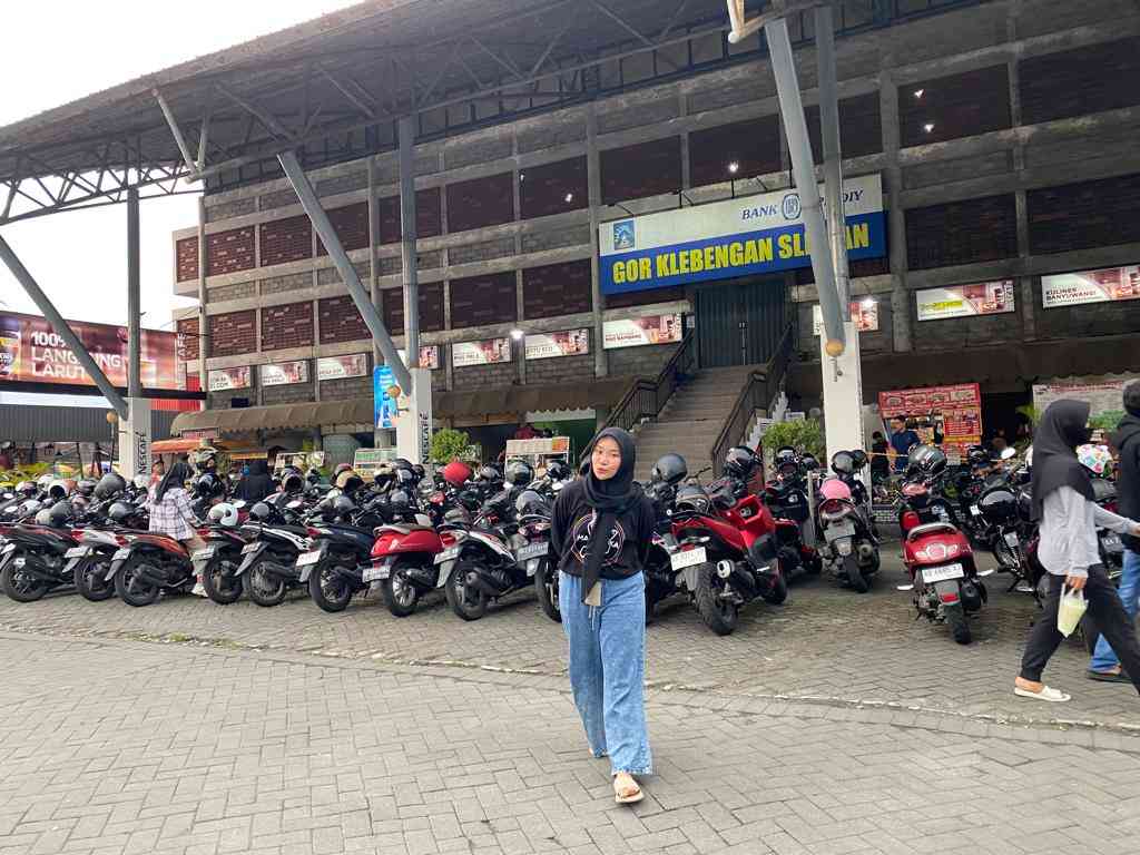 Ayo Berburu Takjil di GOR Klebengan