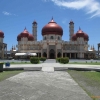 Menilik Kemegahan dan Keindahan Masjid Ikonik Kebanggaan Masyarakat Aceh Barat