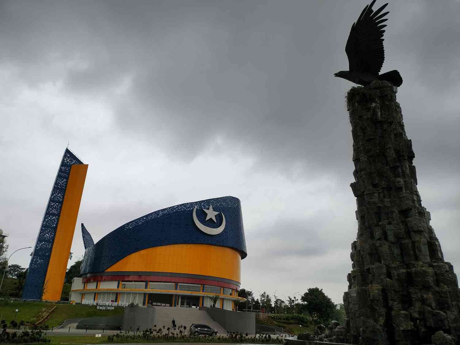 Masjid Tanjak, Masjid Paling Ikonis di Batam