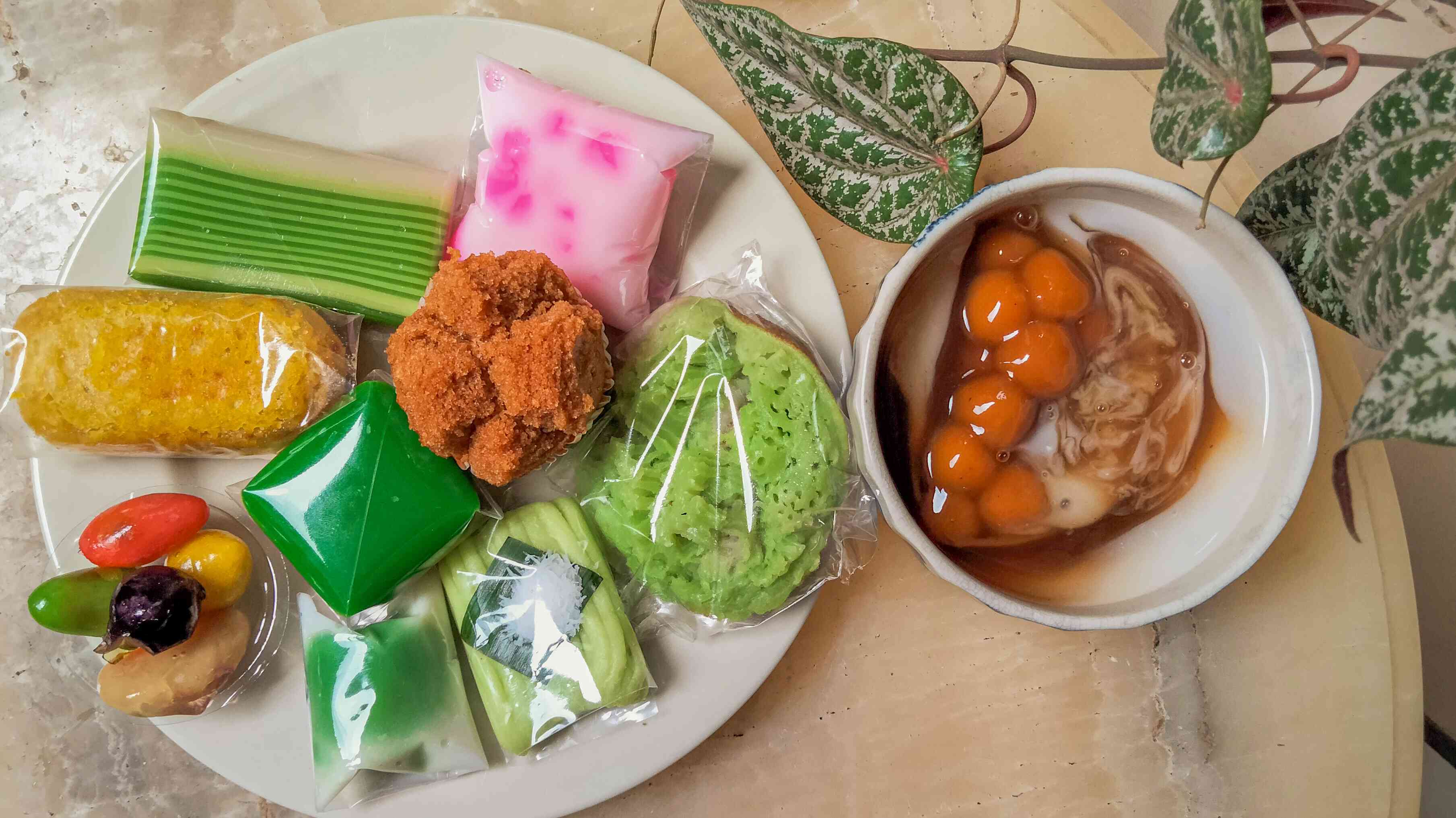 Kue Tradisional Si Manis yang Masih Eksis Temanimu Saat Berbuka Puasa