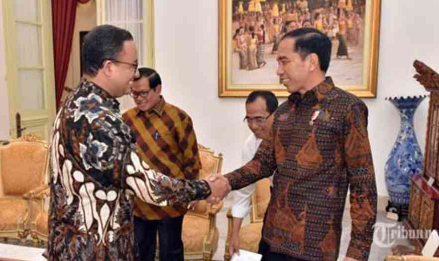 Baju Batik Kostum Tepat Berbagai Tempat