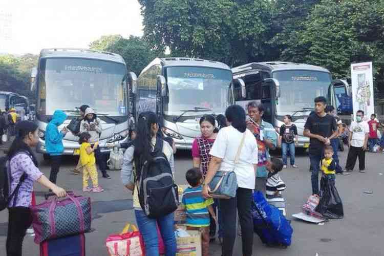 Lima Lebaran Tak Mudik, Begitu Bisa Mudik Ketemu Ibu, Nasibku Berubah