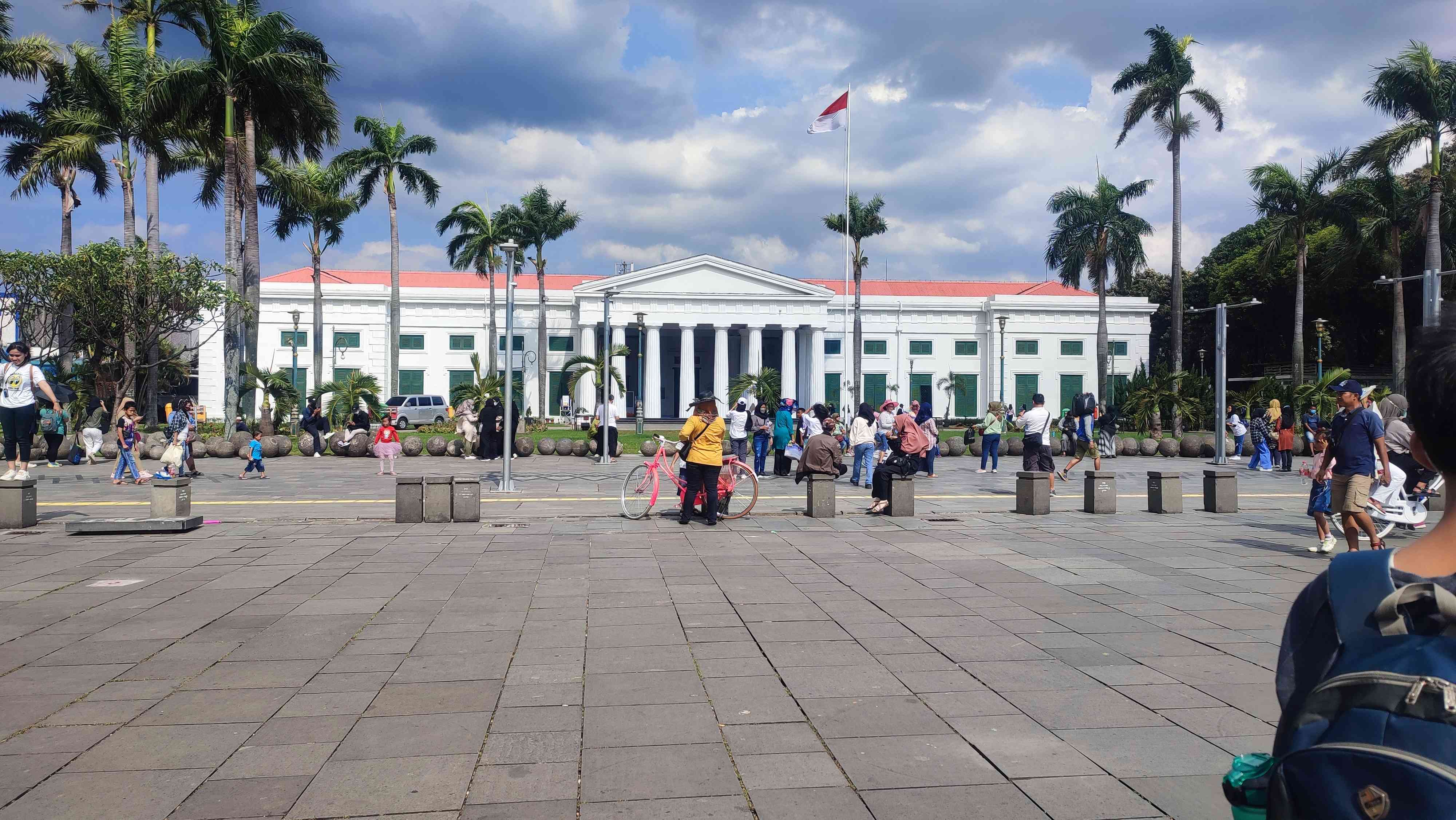 Pentingnya Mengajak Anak-Anak Berwisata Sejarah