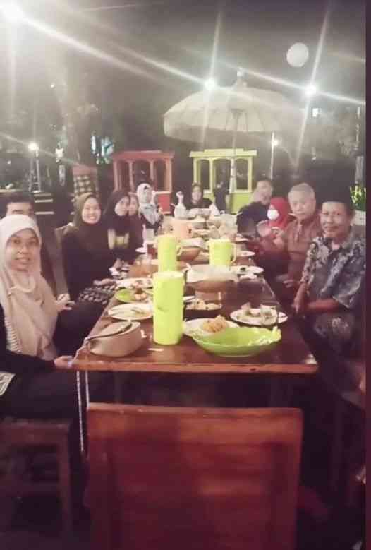 Bukber Gratis itu Hemat Asal Bisa Menikmati