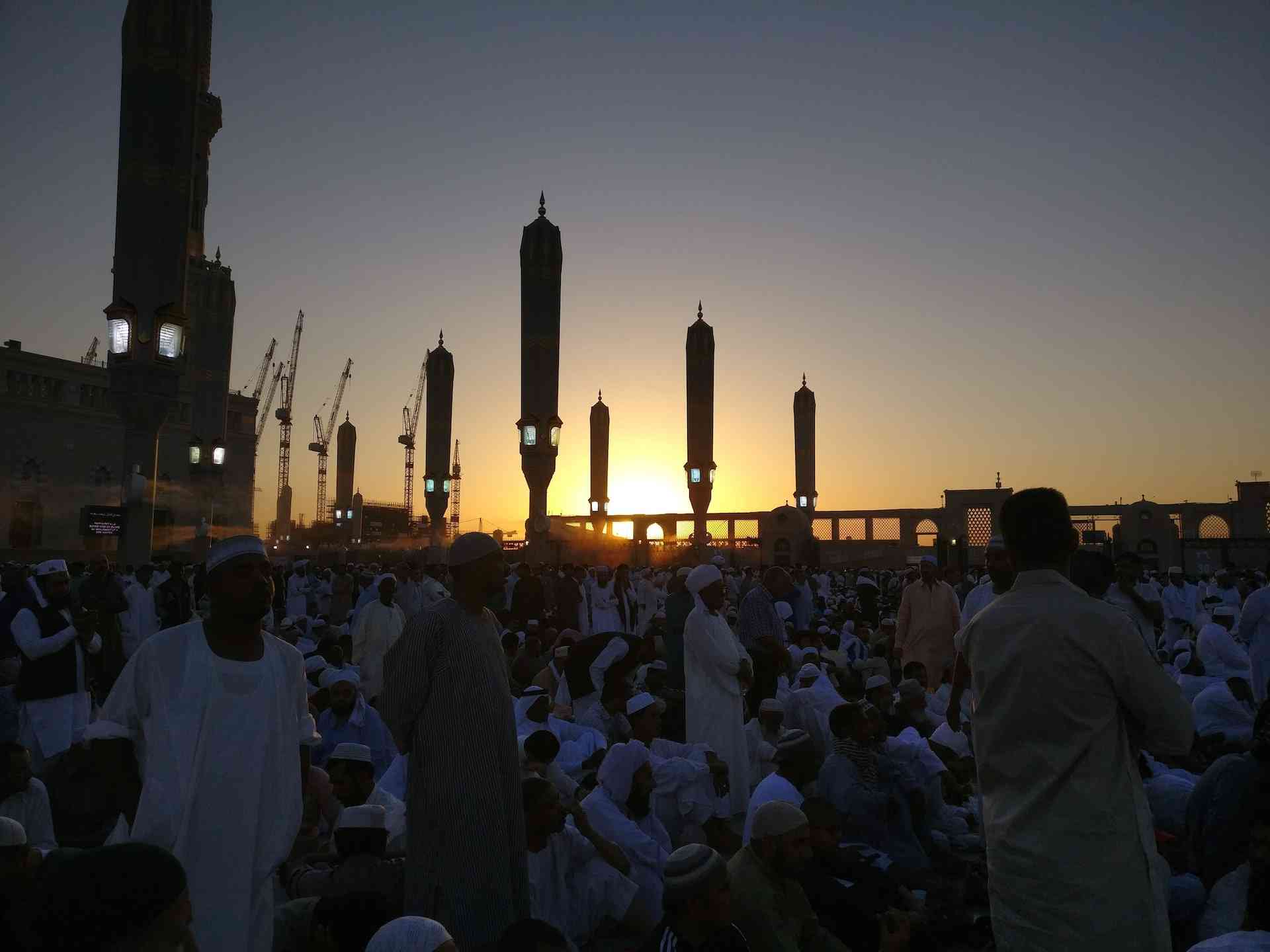 Mengapa Pada Hari Raya Idul Fitri Penting untuk Saling Memaafkan?