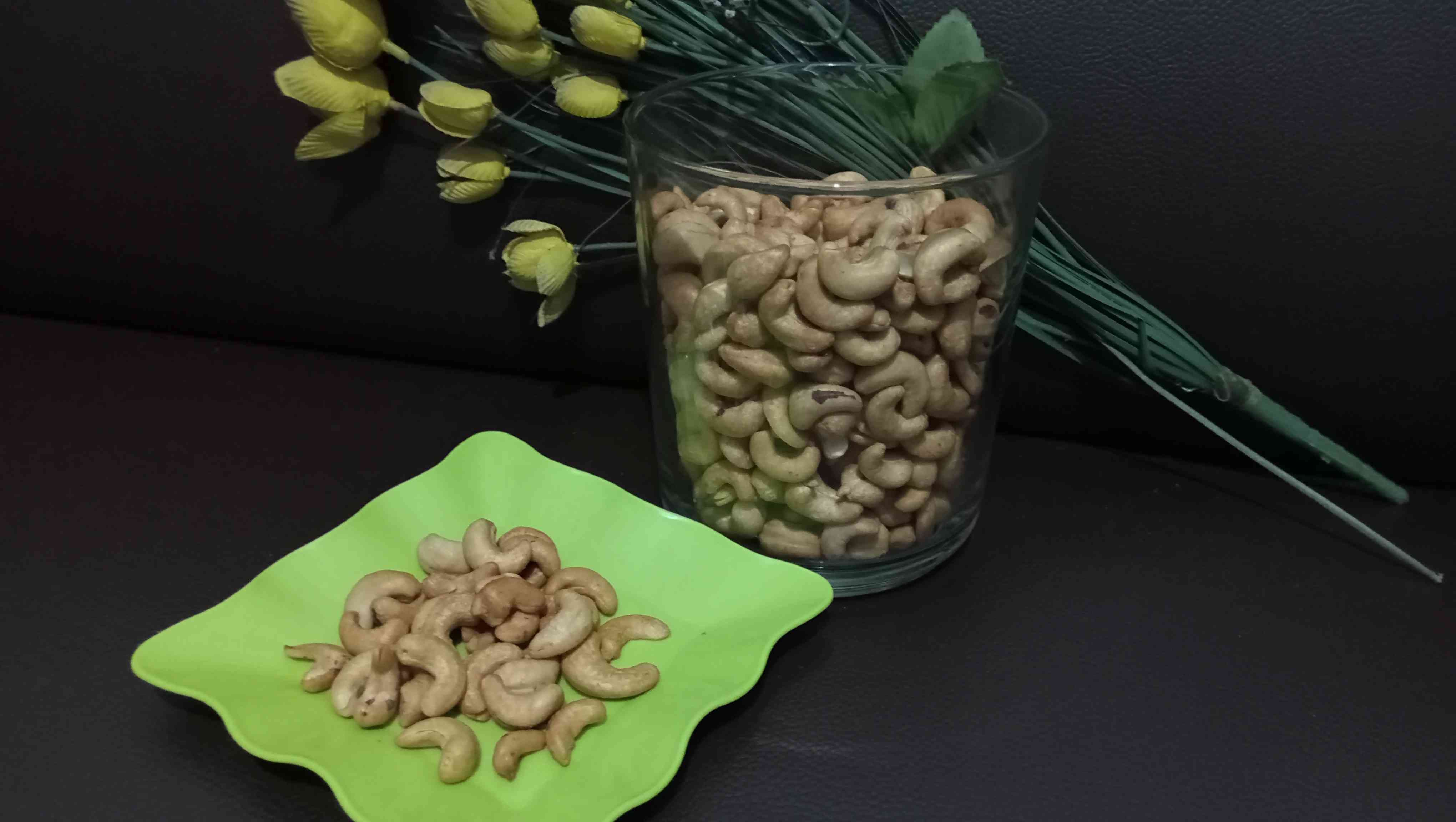 Kacang Mete Kesukaan Ibu