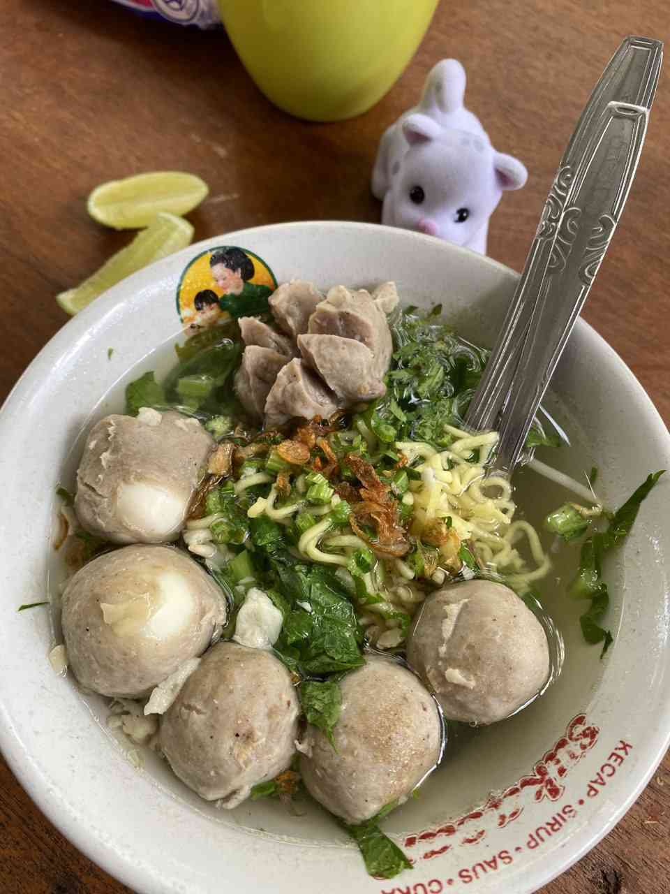 Bakso Sayur Isor Uwit, Bakso Favorit Jujukan Arek Malang