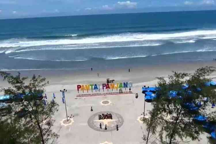 Pernah Memetik Kenangan di Pantai Panjang Bengkulu?