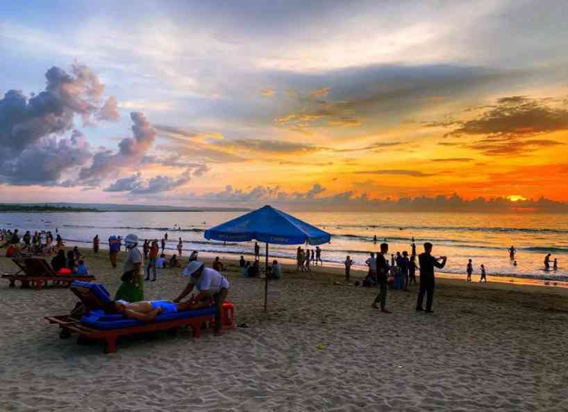 Pantai Favorit: Pantai Kuta Bali