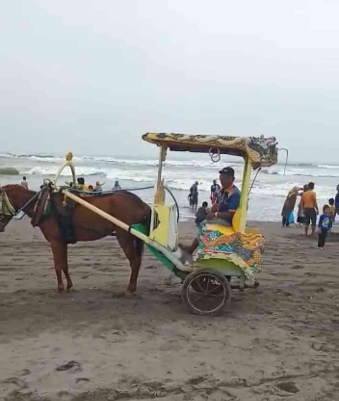 Pantai Parangtritis, Sarana Liburan dan Healing