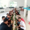 Melestarikan Tradisi Balanjuang di Kalangan Remaja Minangkabau