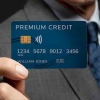 PayLater atau Kartu Kredit, Mana yang Lebih Menguntungkan?