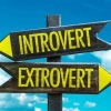 Ekstovert vs Introvert: Mengetahui Kelebihan dan Kekurangan Kedua Tipe Kepribadian