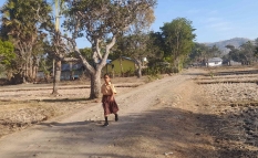 Oktober Kerontang dan Asa Penduduk Timor, Sebuah Catatan Perjalanan