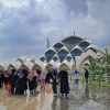 Dari Masjid ke Masjid, "Wisata Religi" Saat dalam Perjalanan Jauh