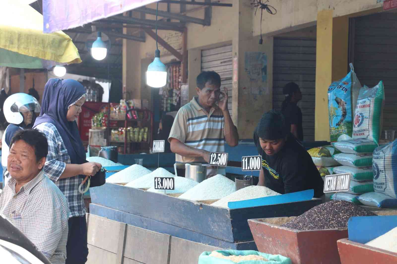 Info Dari Pasar Palabuhanratu, Harga Beras Jelang Ramadhan, Pedagang: Harga Sudah Turun