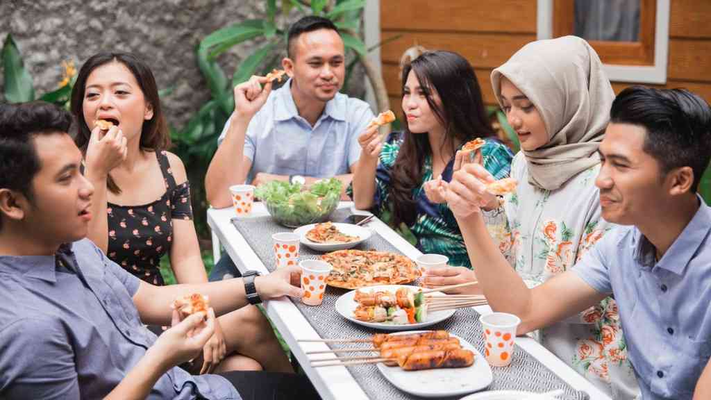 Plus Minus Bukber dan 3 Catatan yang Perlu Diperhatikan