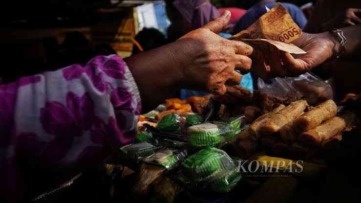 Lebih dari Sekadar Jajanan, Takjil Ramadan: Simbol Kebersamaan dan Perekonomian Umat