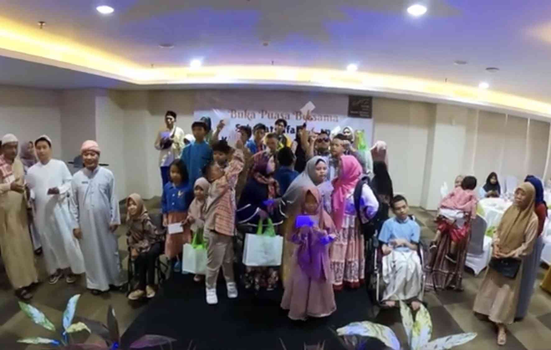 Buka Puasa Ramadhan Bersama Sahabat Difabel dan Komunitas Pejuang Mimpi yang Diadakan oleh Whiz Prime Hotel Malang