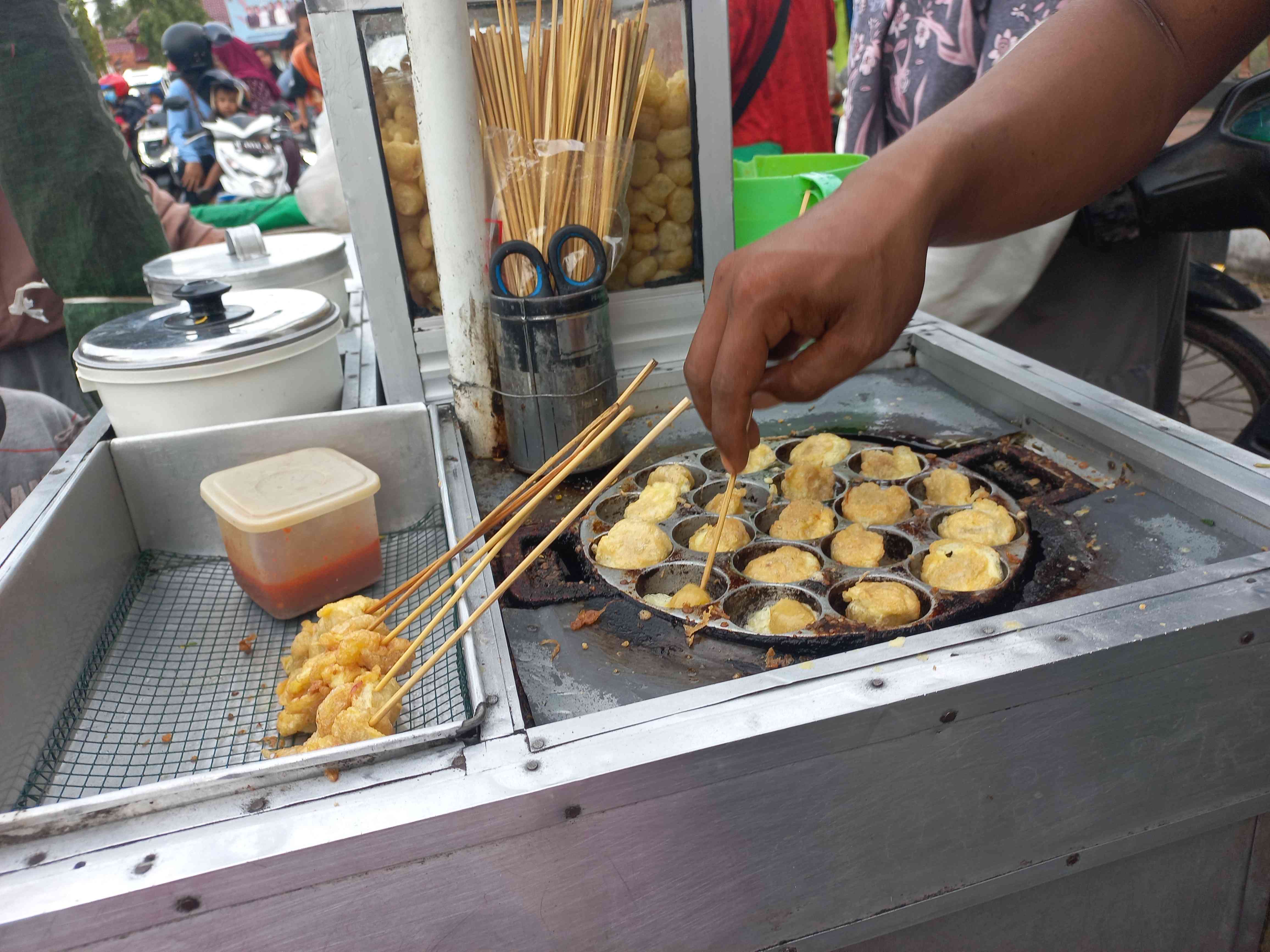 Seribu Langkah Pentol Goreng