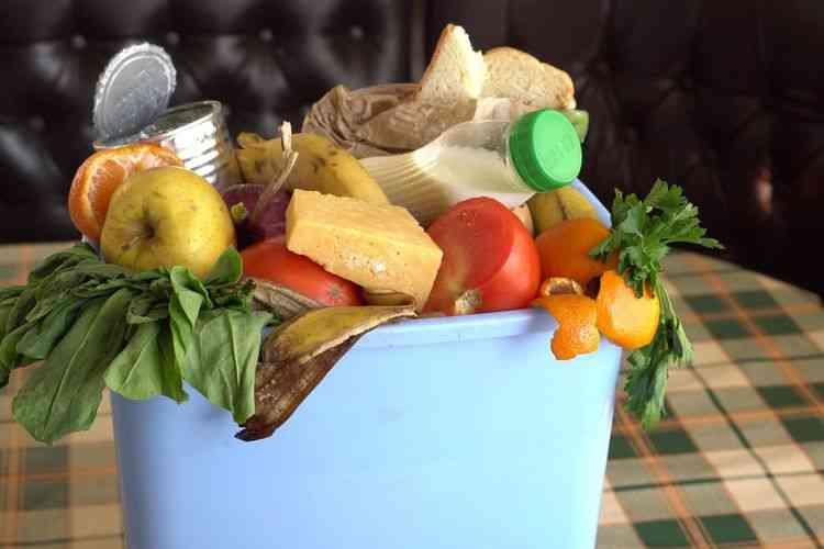 Bagaimana Mengurangi Sampah Makanan di Bulan Ramadan?