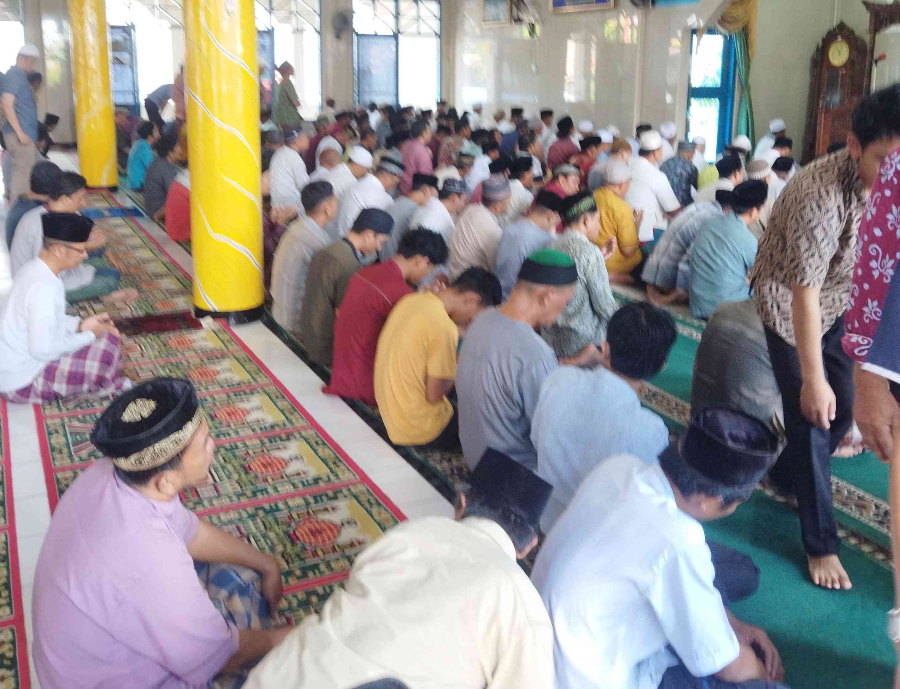 Ramadan: Jamaah Jum'at Hadir Lebih Awal dan Lebih Ramai, Mengapa?
