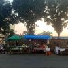 Pedagang Kecil Pasar Pagi di Villa Gading Harapan Terpukul Omzet Turun pada Bulan Ramadan
