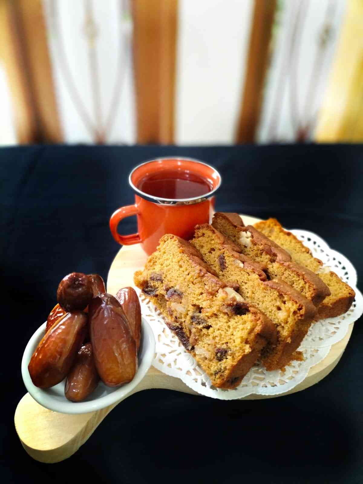 Cake Kurma Kenari, Olahan Kurma Buatan Nenek Saat Ramadan