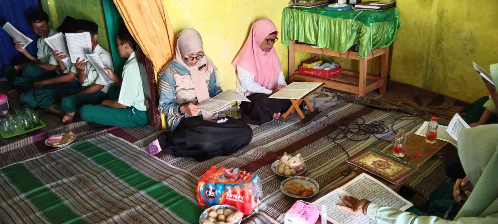 Khotmil Qur'an: Istiqomah di Rumah Wali Murid SMP NU Bululawang