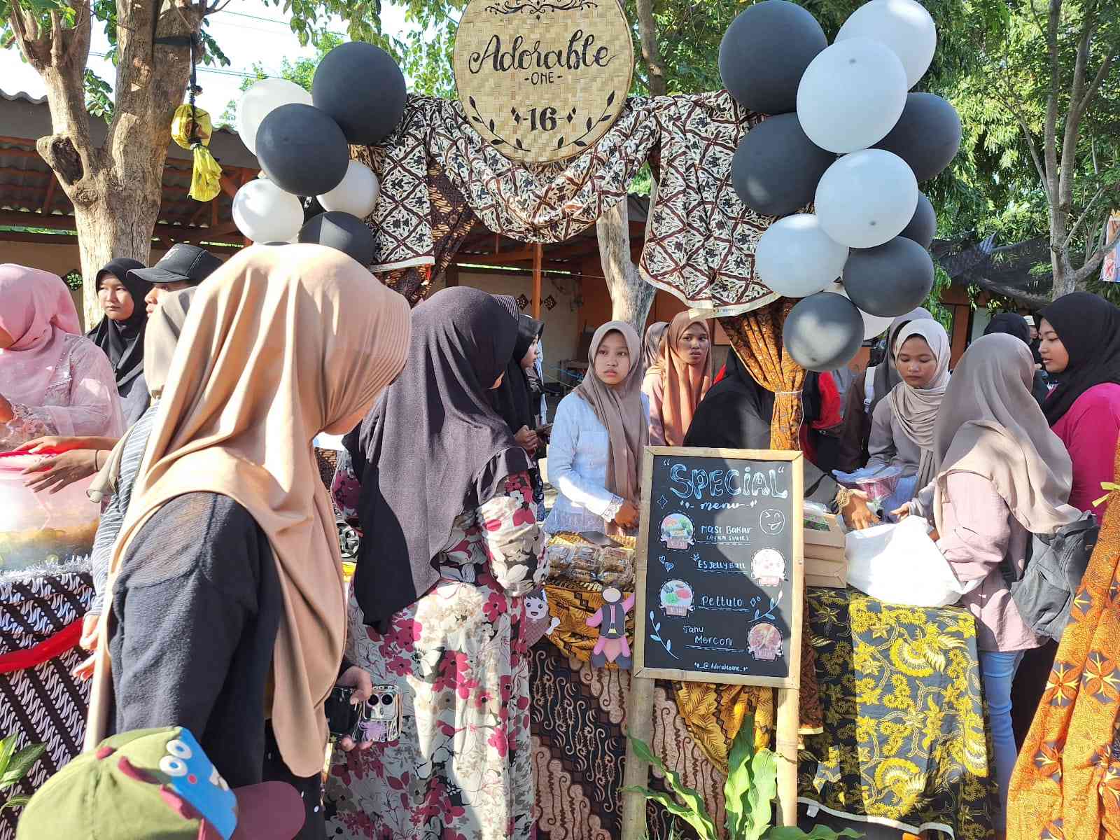 SMAN 1 Paiton Gelar Festival Ramadhan: Mempererat Kebudayaan dan Kewirausahaan